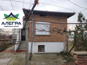 Casa Bratanitsa, regione Pazardzhik 1