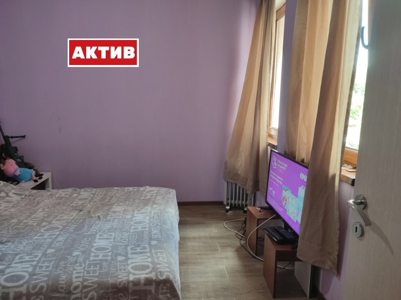 For Sale  1 bedroom Targovishte , Tsentar , 45 sq.m | 29229878 - image [3]