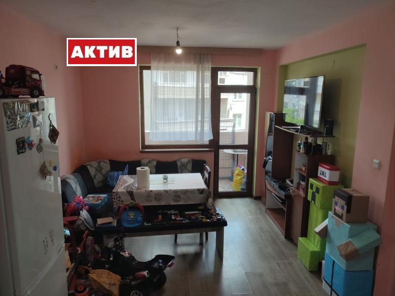 For Sale  1 bedroom Targovishte , Tsentar , 45 sq.m | 29229878 - image [2]