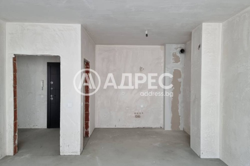 Myytävänä  1 makuuhuone Sofia , Ljulin 1 , 80 neliömetriä | 13006840 - kuva [9]