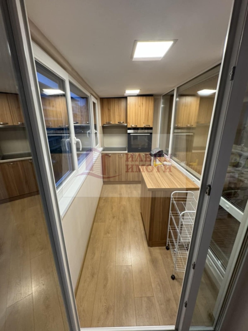 Eladó  1 hálószoba Ruse , Sirok centar , 78 négyzetméter | 24892443 - kép [6]