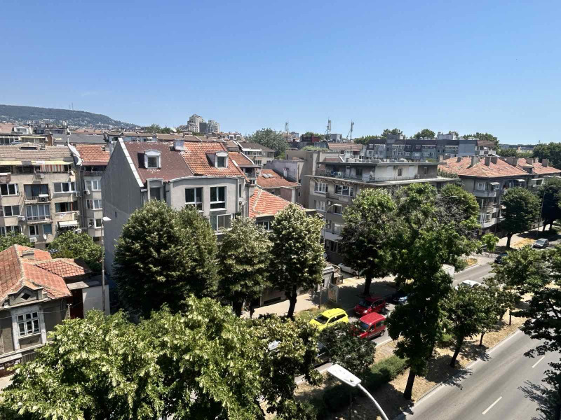 Продава МНОГОСТАЕН, гр. Варна, Окръжна болница-Генерали, снимка 12 - Апартаменти - 53498081