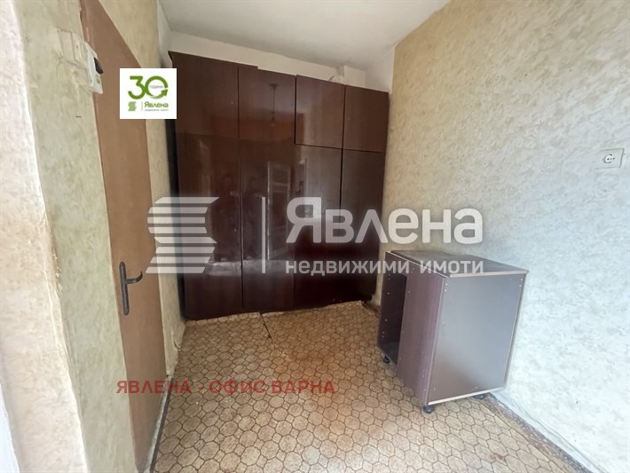 Продава ЕТАЖ ОТ КЪЩА, гр. Варна, Цветен квартал, снимка 4 - Етаж от къща - 54624457