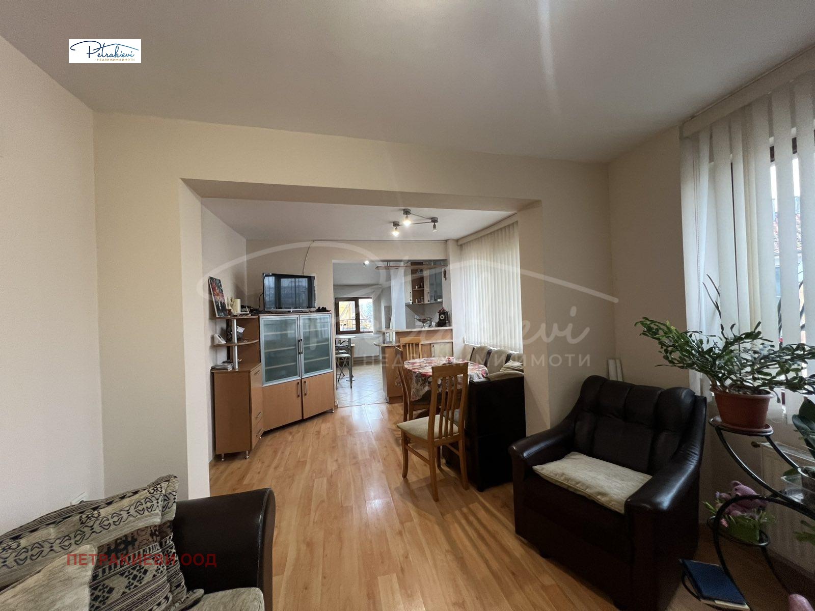 Продава МЕЗОНЕТ, гр. Бургас, Възраждане, снимка 3 - Апартаменти - 53961350