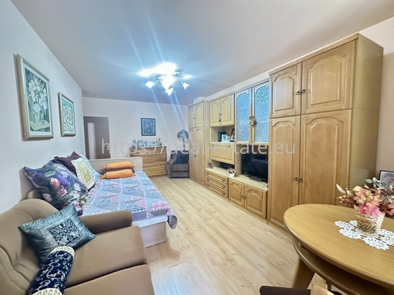 Eladó  1 hálószoba Blagoevgrad , Zapad , 69 négyzetméter | 61358648 - kép [2]