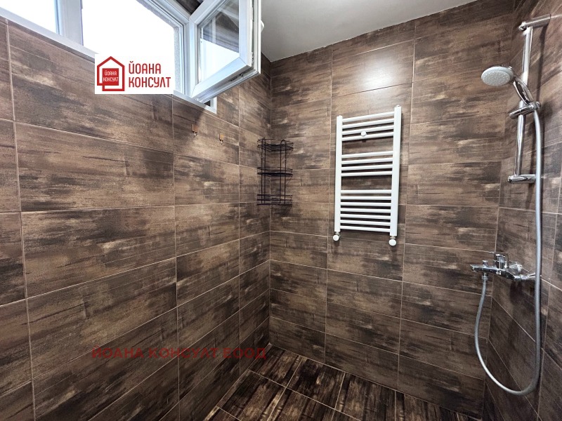 Продава 3-СТАЕН, гр. Плевен, Идеален център, снимка 10 - Апартаменти - 52646909