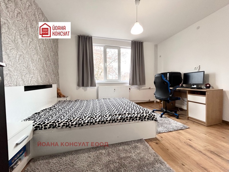 Продава 3-СТАЕН, гр. Плевен, Идеален център, снимка 6 - Апартаменти - 52646909