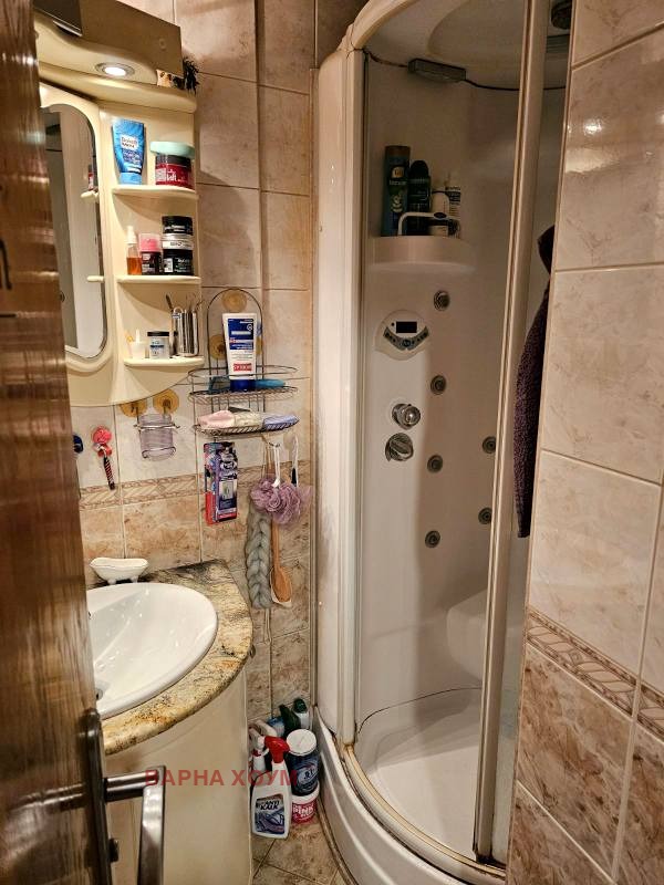 Продава 3-СТАЕН, гр. Варна, Център, снимка 15 - Апартаменти - 53982133