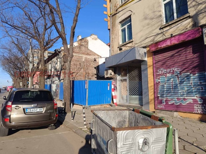 Продава ЕТАЖ ОТ КЪЩА, гр. София, Център, снимка 2 - Етаж от къща - 53107684