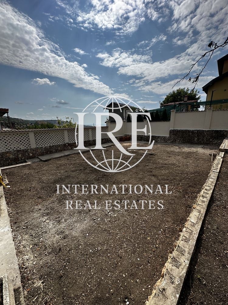 Продава КЪЩА, гр. Балчик, област Добрич, снимка 6 - Къщи - 52120088