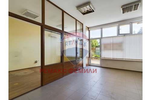 In vendita  Negozio Varna , Tsveten kvartal , 164 mq | 77212934 - Immagine [3]