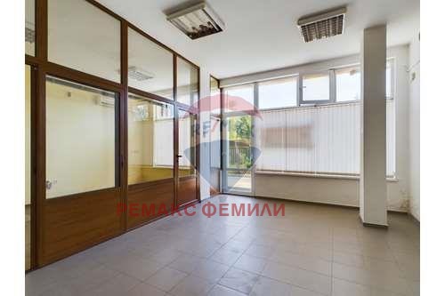 In vendita  Negozio Varna , Tsveten kvartal , 164 mq | 77212934 - Immagine [2]