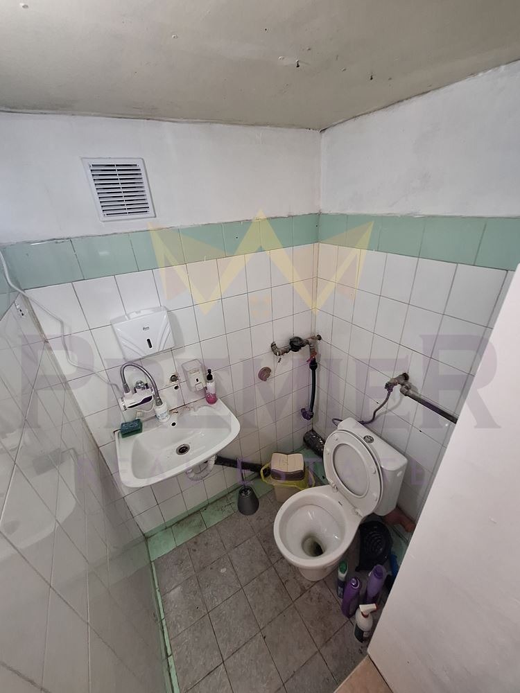 Eladó  Üzlet Burgas , Izgrev , 35 négyzetméter | 39304543 - kép [5]