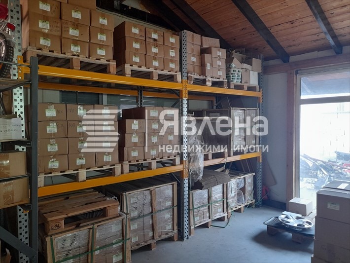 Till salu  Industribyggnad Plovdiv , Industrialna zona - Sever , 2200 kvm | 79686605 - bild [3]