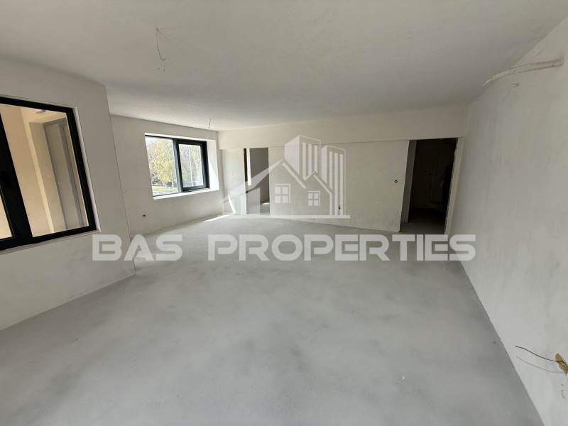 Till salu  3+ sovrum Sofia , Bojana , 198 kvm | 61498634 - bild [5]