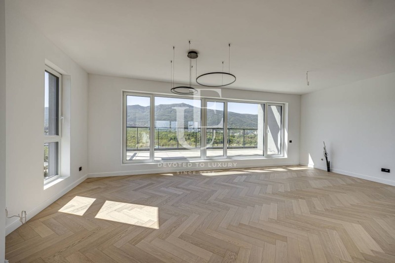 Myytävänä  3+ makuuhuone Sofia , Vitoša , 531 neliömetriä | 73423620 - kuva [5]
