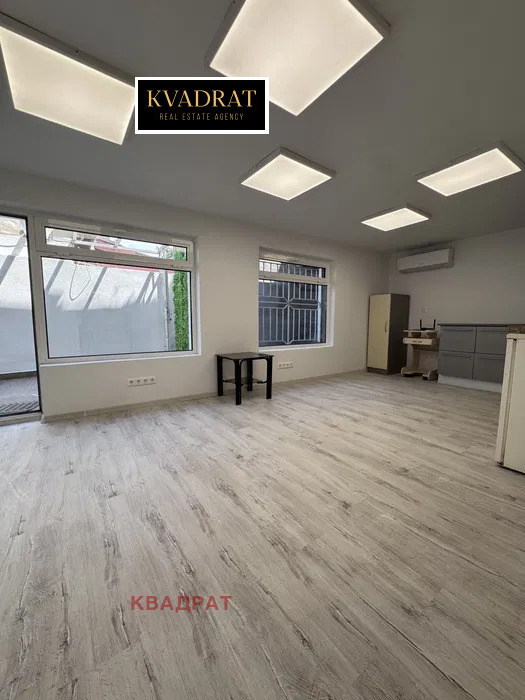 Продава ОФИС, гр. Варна, Колхозен пазар, снимка 2 - Офиси - 53869162