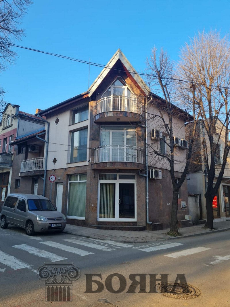 Na sprzedaż  Dom Ruse , Centar , 316 mkw | 42124909 - obraz [2]