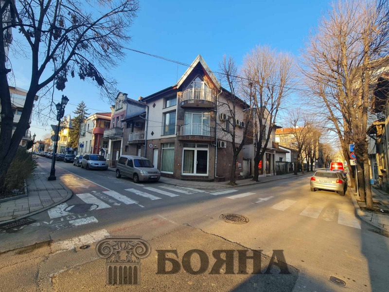 Na sprzedaż  Dom Ruse , Centar , 316 mkw | 42124909