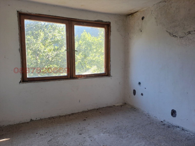 Продава КЪЩА, с. Искрец, област София област, снимка 10 - Къщи - 52783583