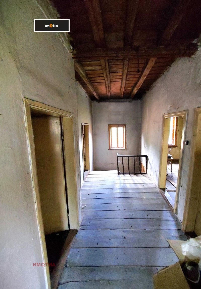 Продава КЪЩА, гр. Троян, област Ловеч, снимка 6 - Къщи - 52629041