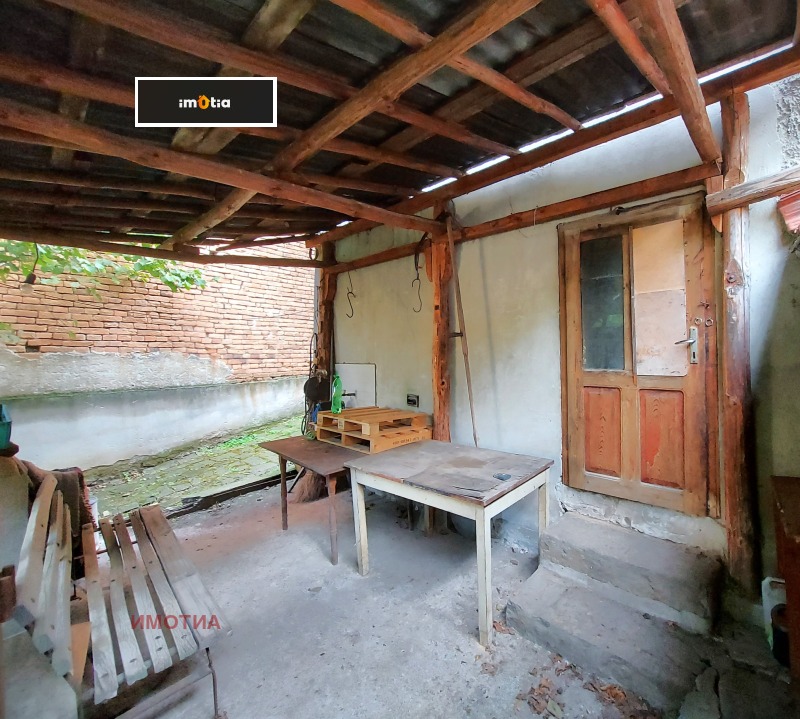 Продава КЪЩА, гр. Троян, област Ловеч, снимка 11 - Къщи - 52629041