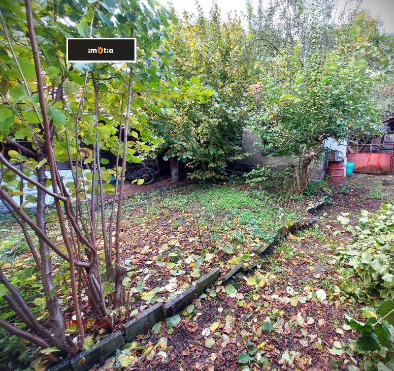 Продава КЪЩА, гр. Троян, област Ловеч, снимка 13 - Къщи - 52629041