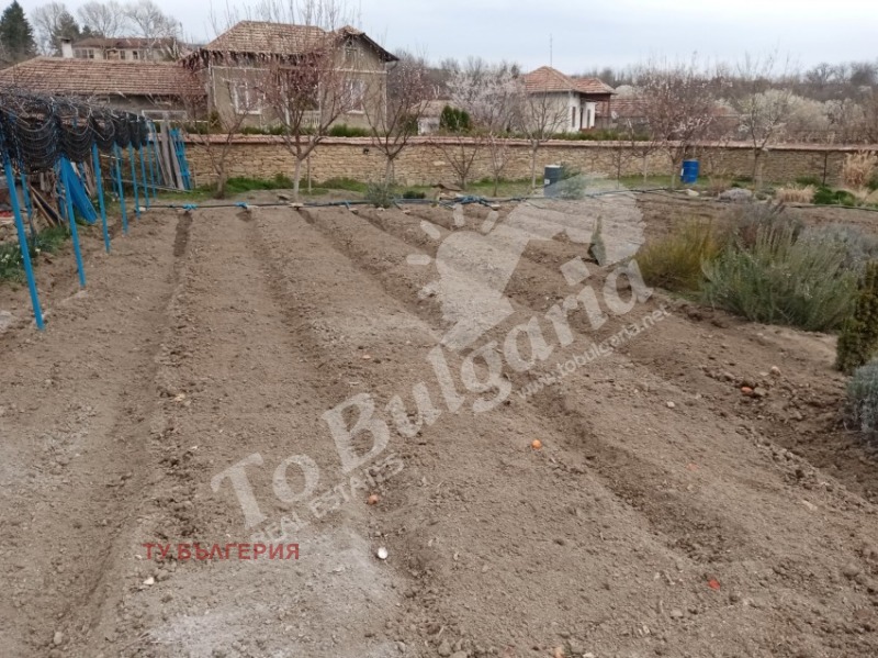 Продава КЪЩА, с. Лесичери, област Велико Търново, снимка 6 - Къщи - 52826608