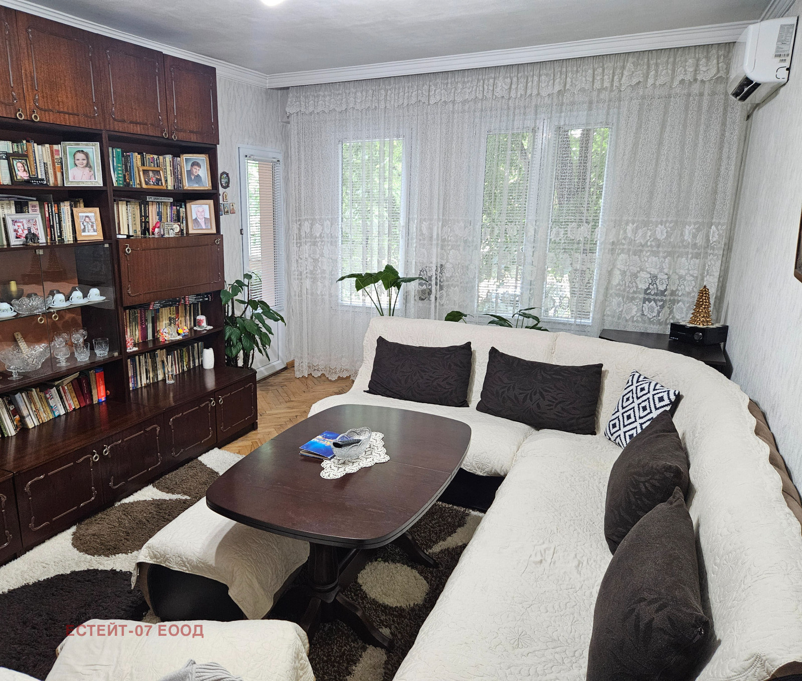 Продава 3-СТАЕН, гр. Пловдив, Коматево, снимка 2 - Апартаменти - 56689421