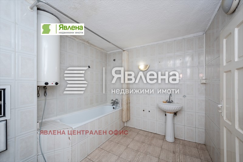 Продава 3-СТАЕН, гр. София, Изток, снимка 7 - Aпартаменти - 48106065