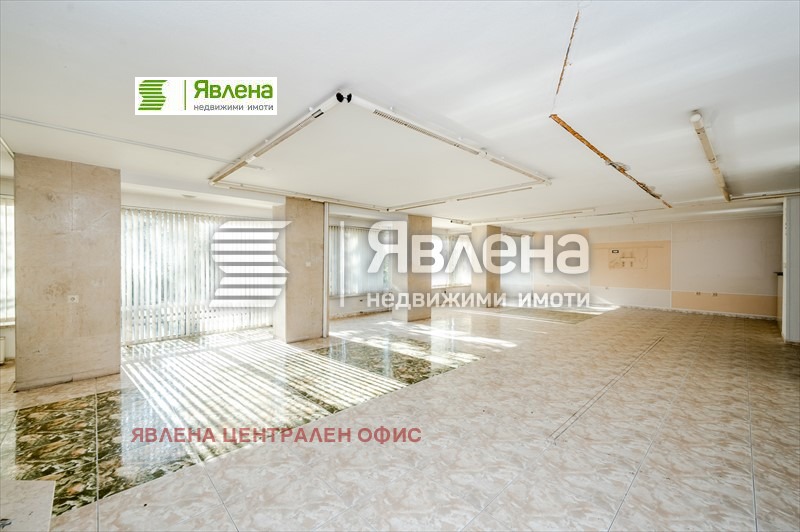 Продава 3-СТАЕН, гр. София, Изток, снимка 1 - Aпартаменти - 48106065