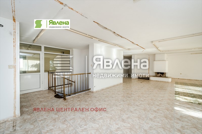 Продава 3-СТАЕН, гр. София, Изток, снимка 4 - Aпартаменти - 48106065