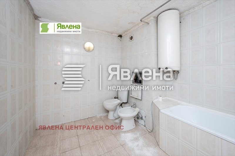 Продава 3-СТАЕН, гр. София, Изток, снимка 6 - Aпартаменти - 48106065