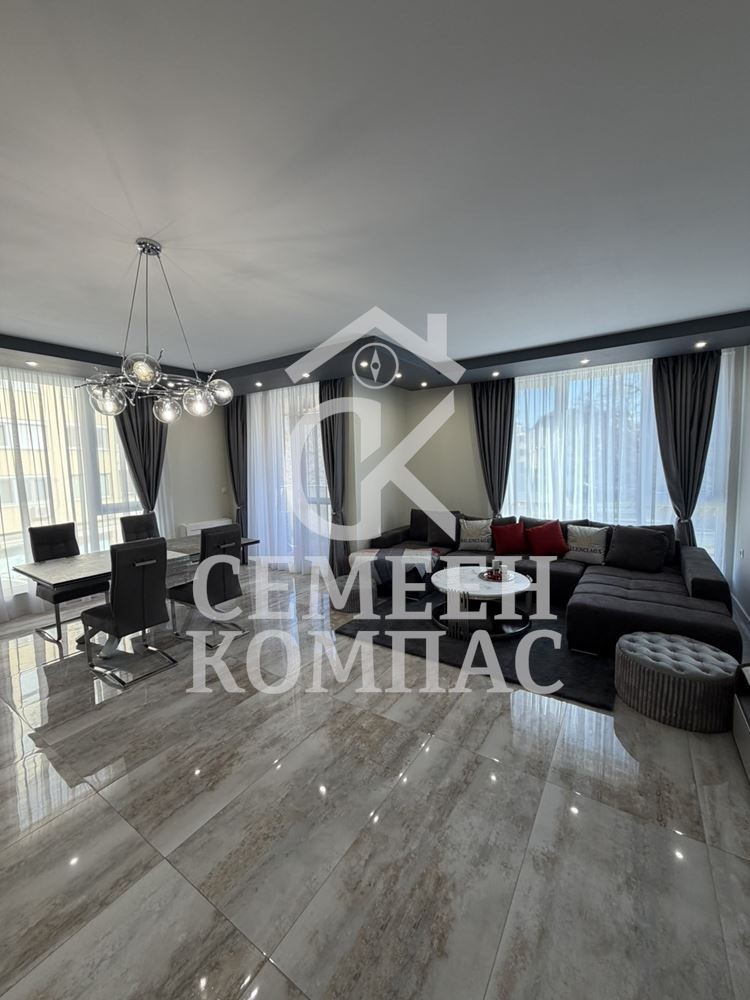 Продава 3-СТАЕН, гр. Пловдив, Център, снимка 3 - Апартаменти - 55200439