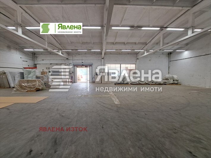Продава СКЛАД, гр. Русе, Промишлена зона - Изток