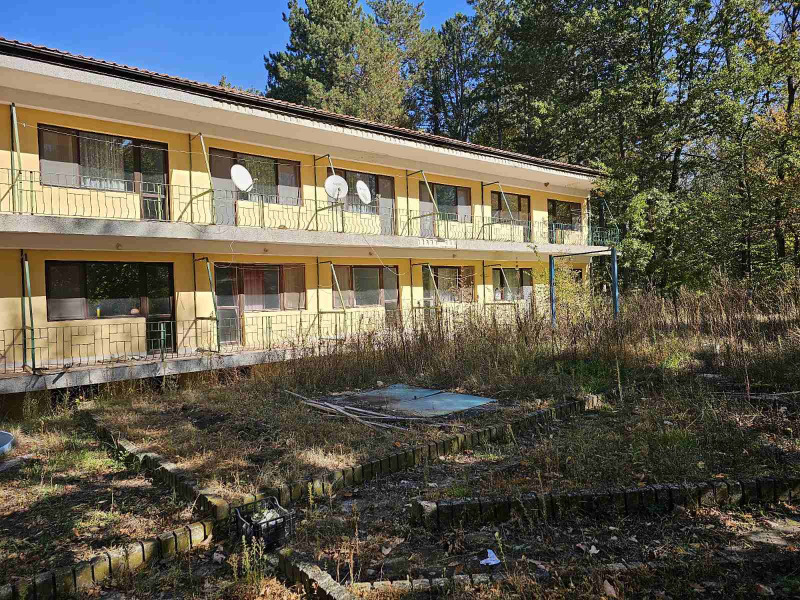 Продава ХОТЕЛ, гр. Долни чифлик, област Варна, снимка 5 - Хотели - 53495527