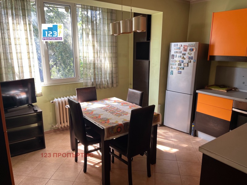 Eladó  2 hálószobás Sofia , Krasna poljana 2 , 68 négyzetméter | 70098454