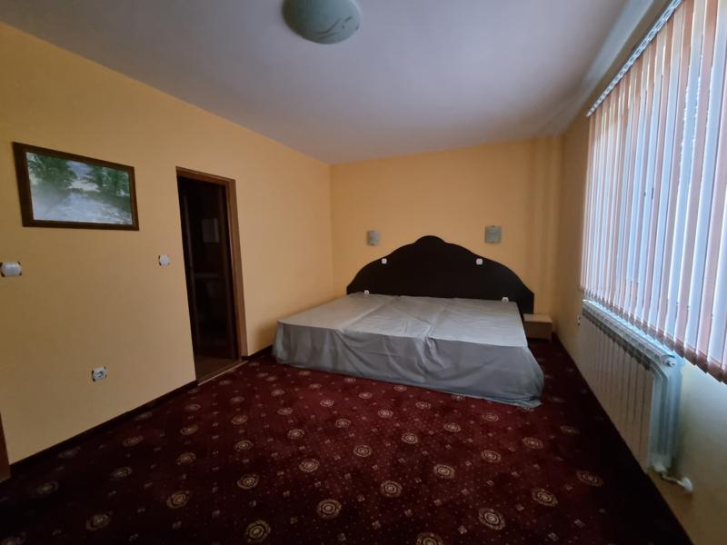 Продава  Хотел област Пловдив , гр. Асеновград , 750 кв.м | 67604200 - изображение [12]