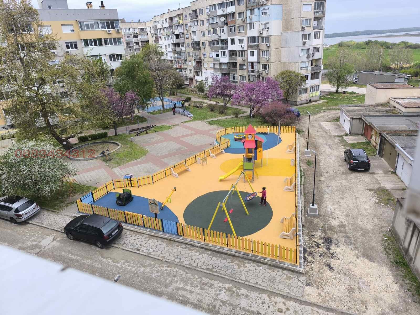 Продава 2-СТАЕН, гр. Силистра, Изток, снимка 11 - Апартаменти - 54300323