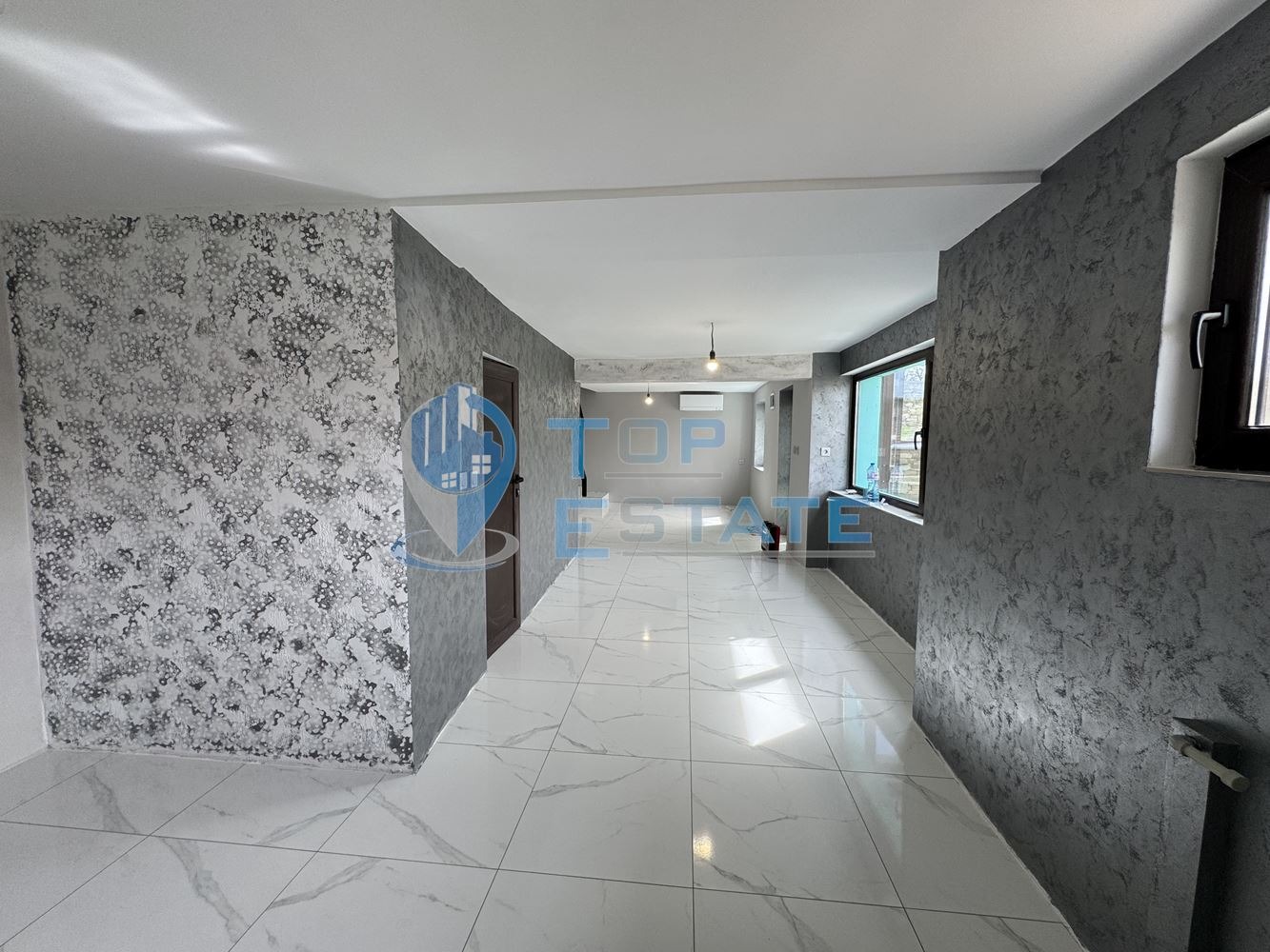 Продава КЪЩА, с. Вишовград, област Велико Търново, снимка 2 - Къщи - 46667871