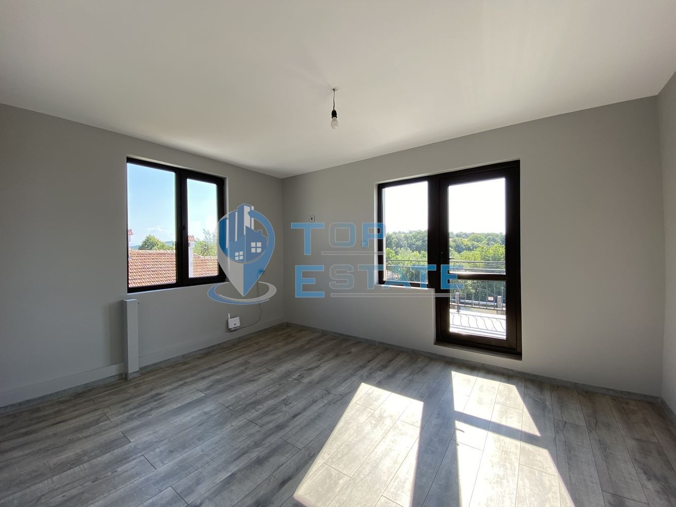 Продава КЪЩА, с. Вишовград, област Велико Търново, снимка 6 - Къщи - 46667871