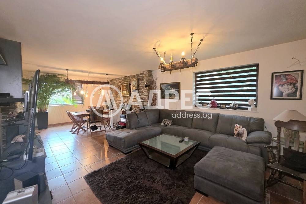 Продава КЪЩА, гр. София, с. Лозен, снимка 2 - Къщи - 53508577