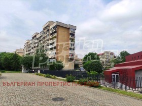 3-стаен град Пловдив, Център 1