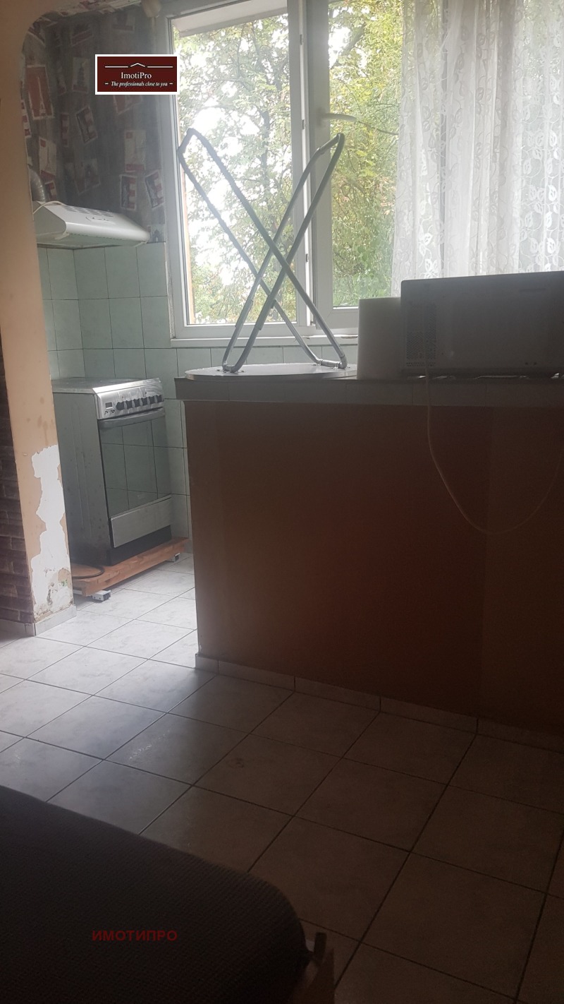Myytävänä  Studio Sofia , Svoboda , 45 neliömetriä | 90184072 - kuva [2]