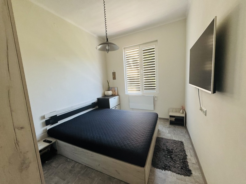 Продава 3-СТАЕН, гр. Бургас, Център, снимка 13 - Апартаменти - 52409512