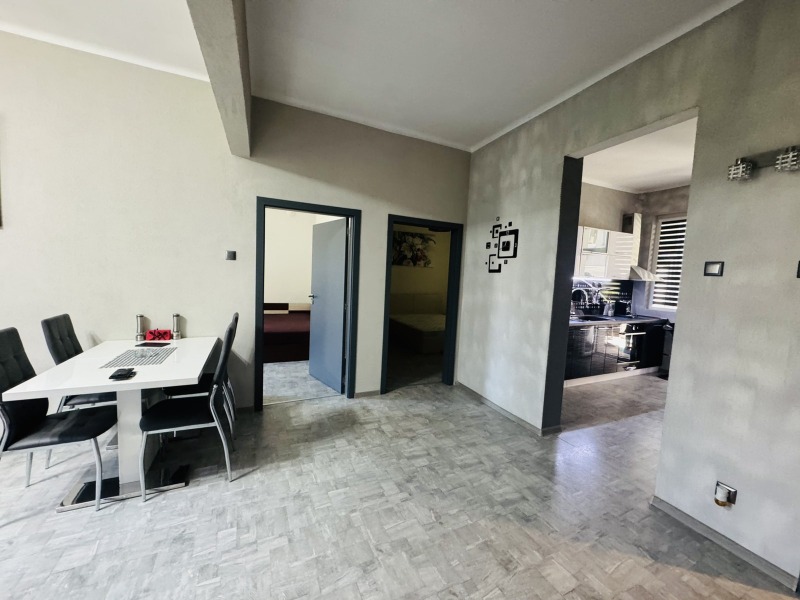 Продава 3-СТАЕН, гр. Бургас, Център, снимка 7 - Апартаменти - 52409512