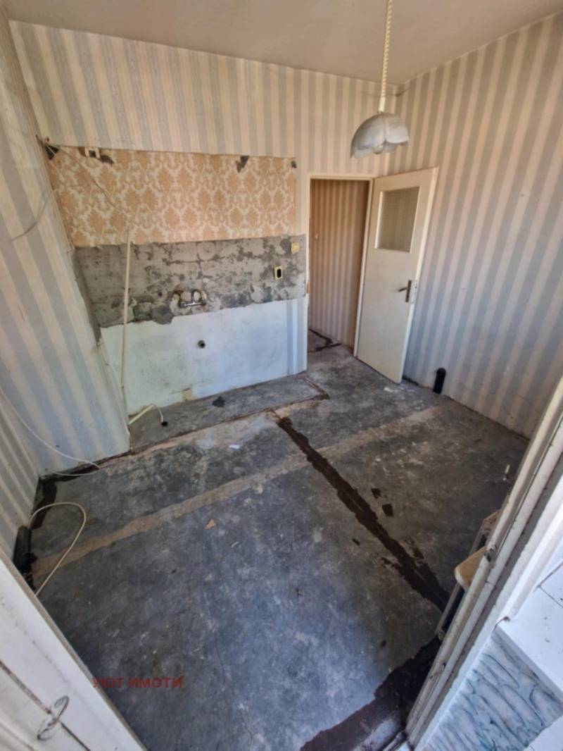 Продава 3-СТАЕН, гр. София, Младост 3, снимка 2 - Апартаменти - 53244582