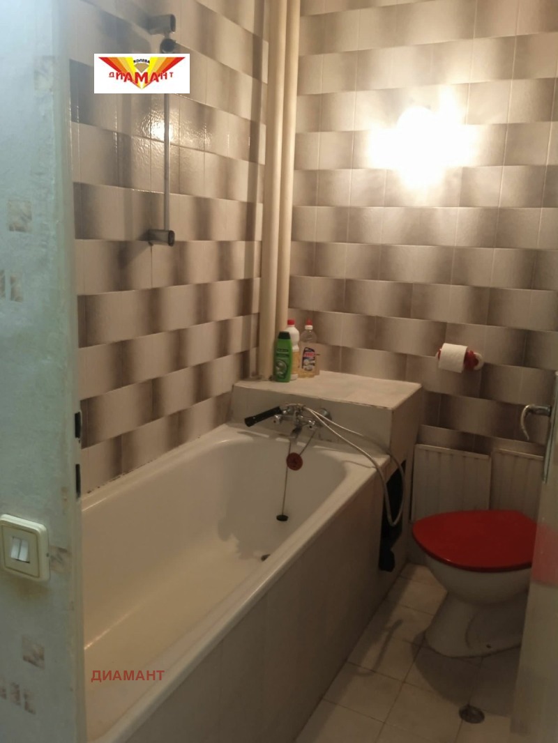 Продава 3-СТАЕН, гр. Сливен, Стоян Заимов, снимка 10 - Апартаменти - 53427903