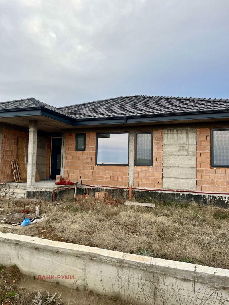 Продава КЪЩА, с. Марково, област Пловдив, снимка 6 - Къщи - 53336872