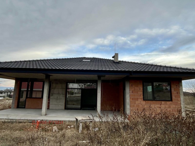 Продава КЪЩА, с. Марково, област Пловдив, снимка 5 - Къщи - 53336872